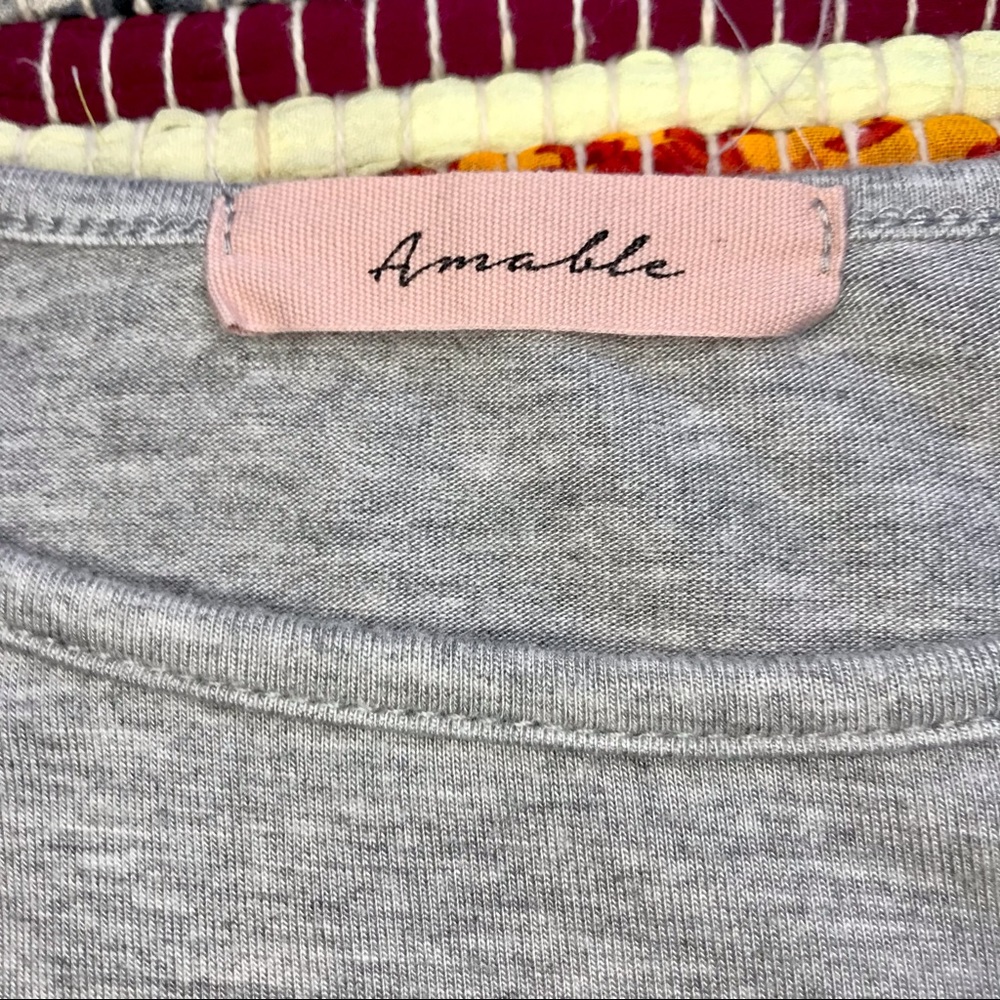 Amable ~ Ruched grey crop top - Picture 4 of 4